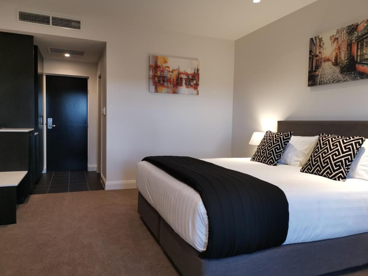The Abbey Motel Goulburn Exterior photo